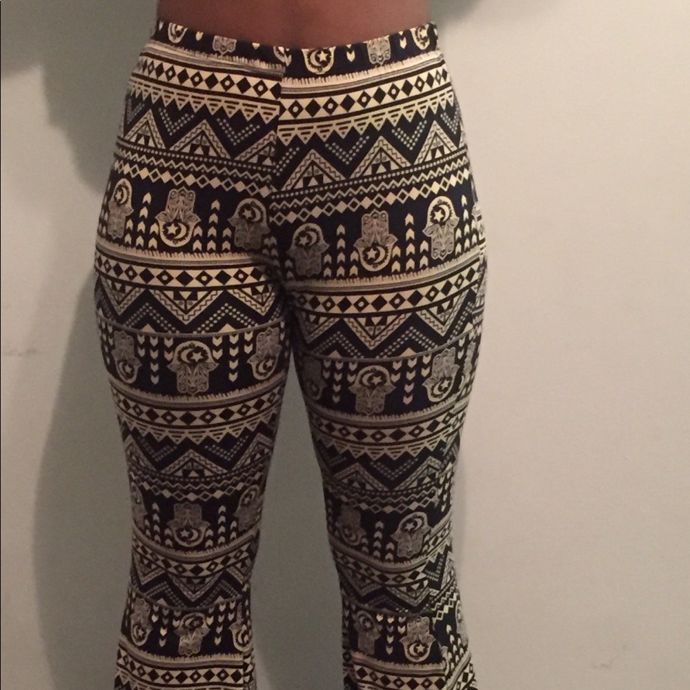 BLACK AND BROWN PRINT PANTS